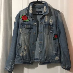 Jean jacket with embroidery